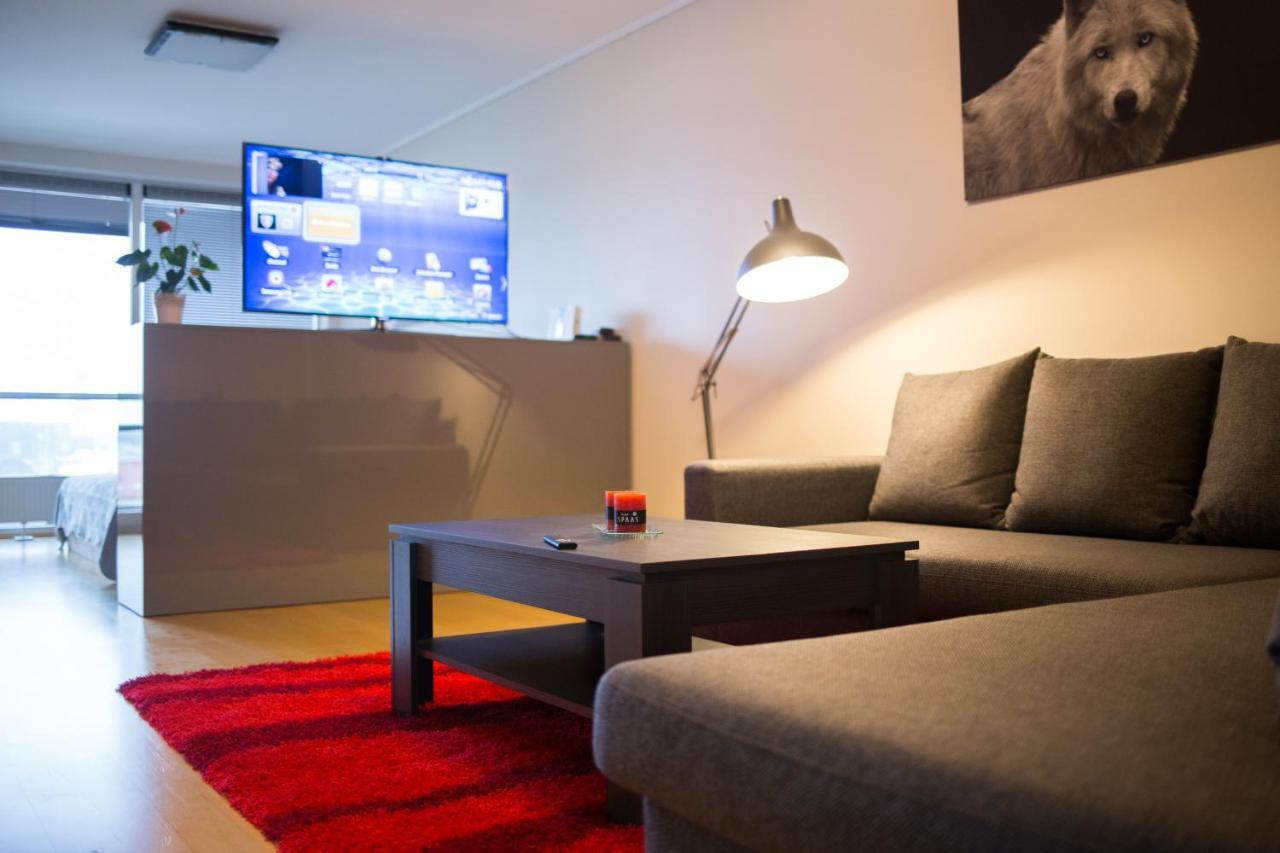 City Center Apartment Aida Parnu Luaran gambar