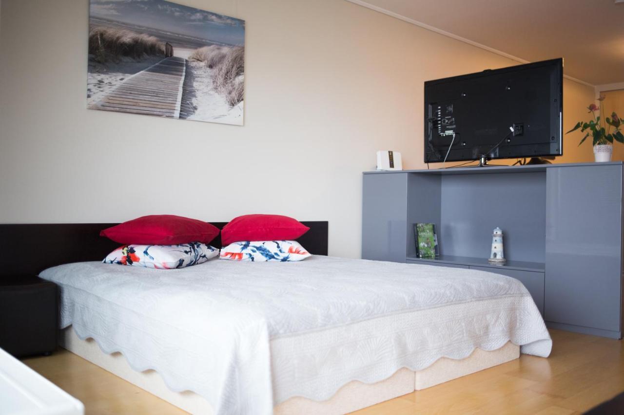 City Center Apartment Aida Parnu Luaran gambar