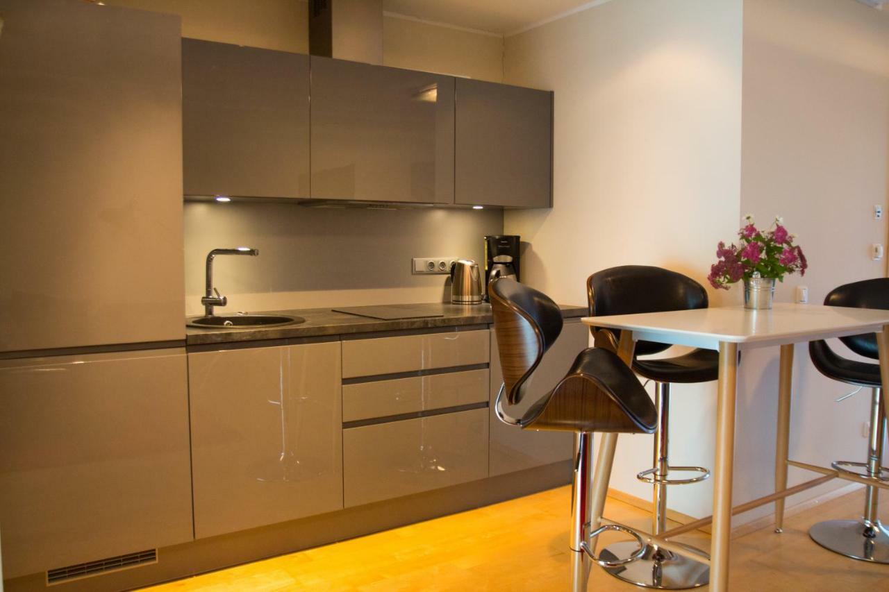 City Center Apartment Aida Parnu Luaran gambar
